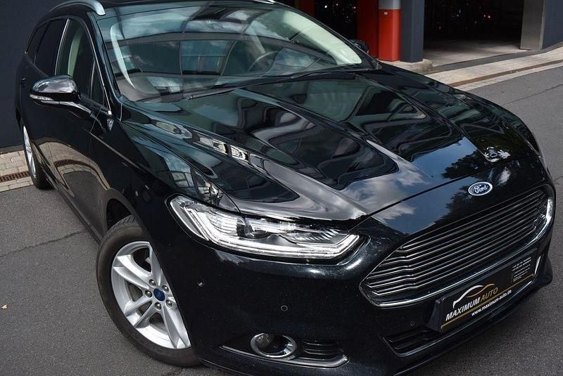 Schwarz Gebraucht 2016 Ford Mondeo Titanium Limousine | 11.990 € (Fairer Preis) - Bild 1/4