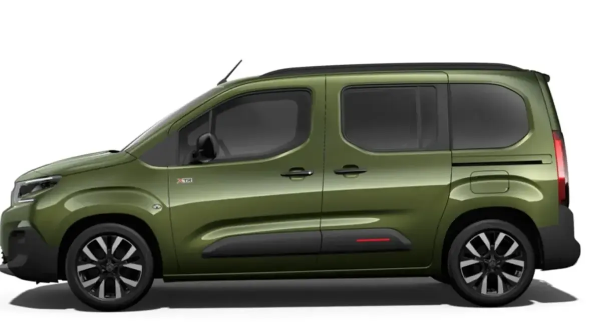 Neu Citroën Berlingo XTR 131 PS (96 kW) 2026 Sirkka grün metallic Van / Kleinbus