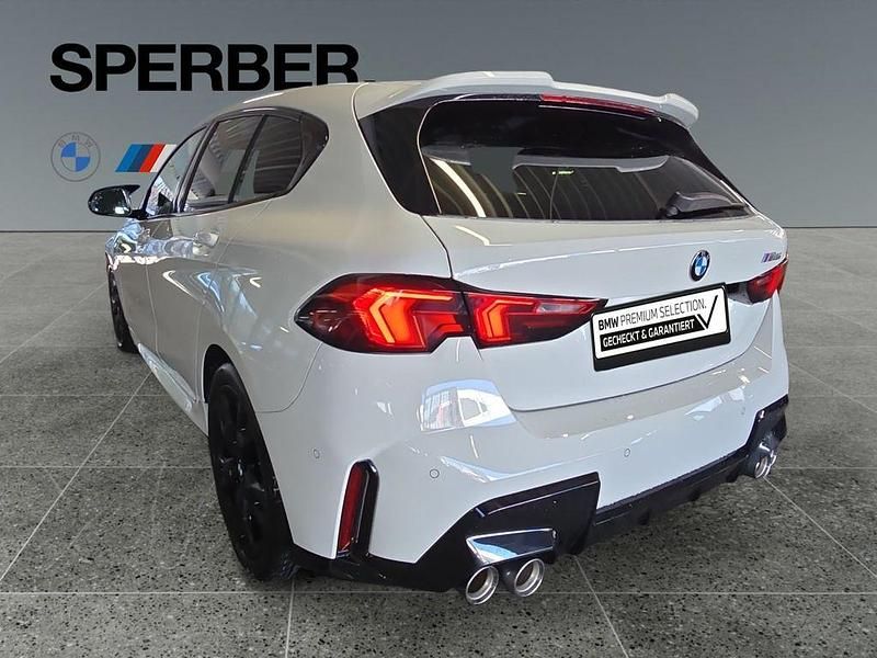 Gebraucht BMW M135 Efficient Dynamics 300 PS (220 kW) 2025 Weiß Kleinwagen