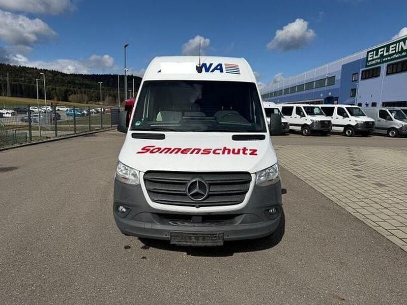 Gebraucht Mercedes Sprinter 170 PS (125 kW) 2020 Rot Van
