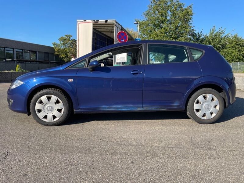 Occasion Seat Leon Reference 102 PK (75 kW) 2005 Blauw Sedan