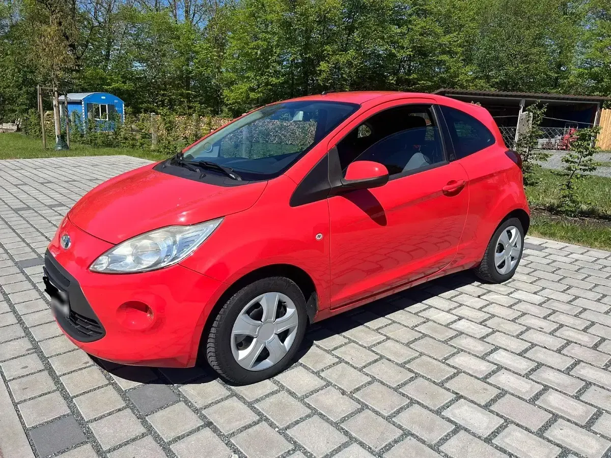 Gebraucht Ford Ka Titanium 69 PS (50 kW) 2010 Rot Kleinwagen