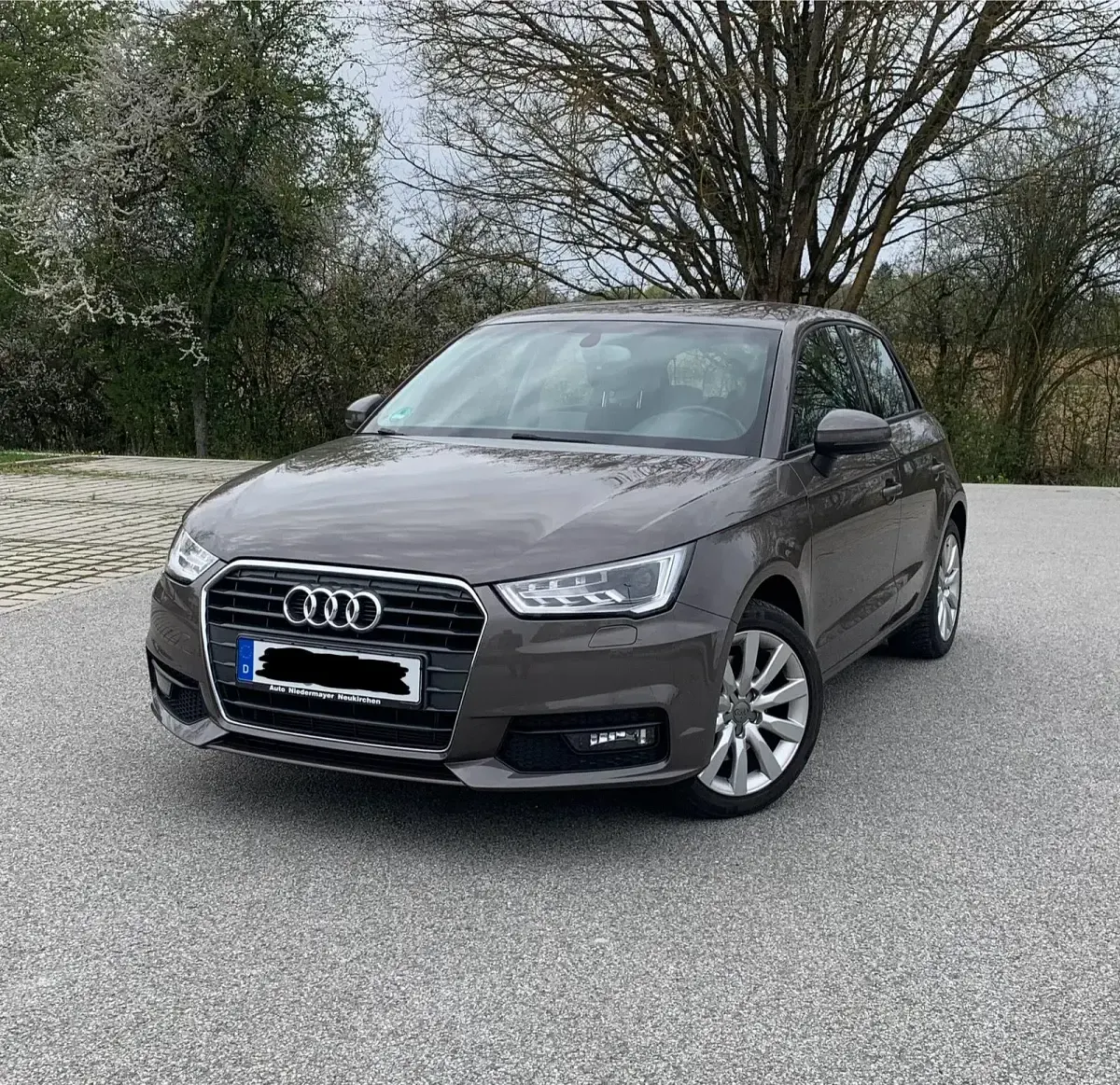 Gebraucht Audi A1 Sportback 125 PS (91 kW) 2015 Braun Kleinwagen