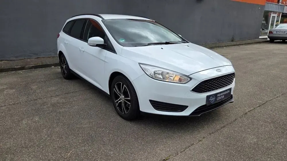 Brugt Ford Focus Trend 125 HK (91 kW) 2017 Hvid Sedan