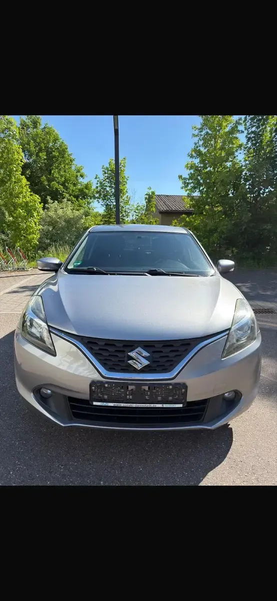 Gebraucht Suzuki Baleno 90 PS (66 kW) 2016 Grau Kleinwagen