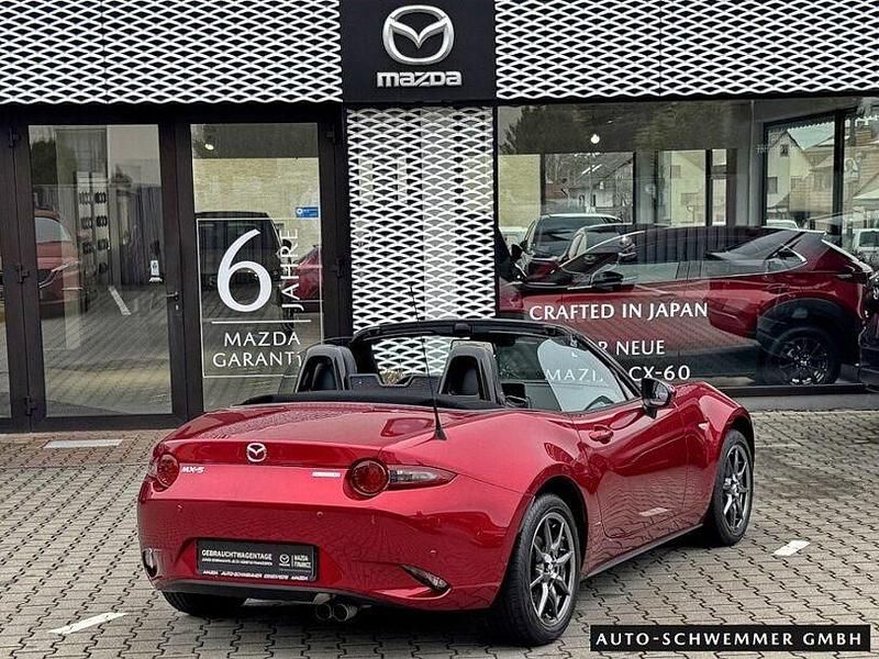 Gebraucht Mazda MX5 Selection 132 PS (97 kW) 2020 Magmarot metallic (metallic) Cabrio