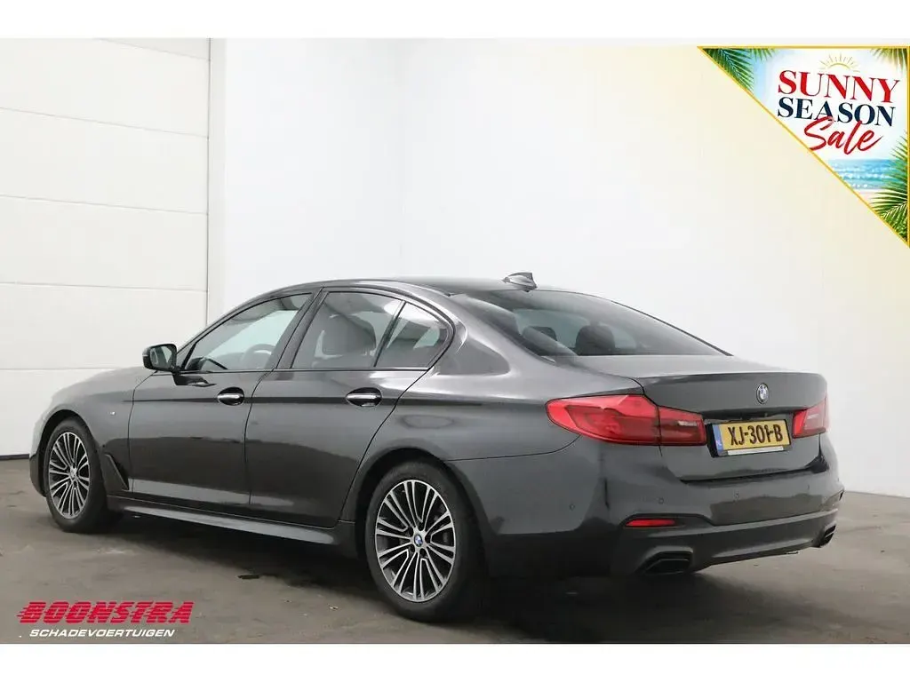 Gebraucht BMW 520 M Sport 184 PS (135 kW) 2019 Grau Limousine