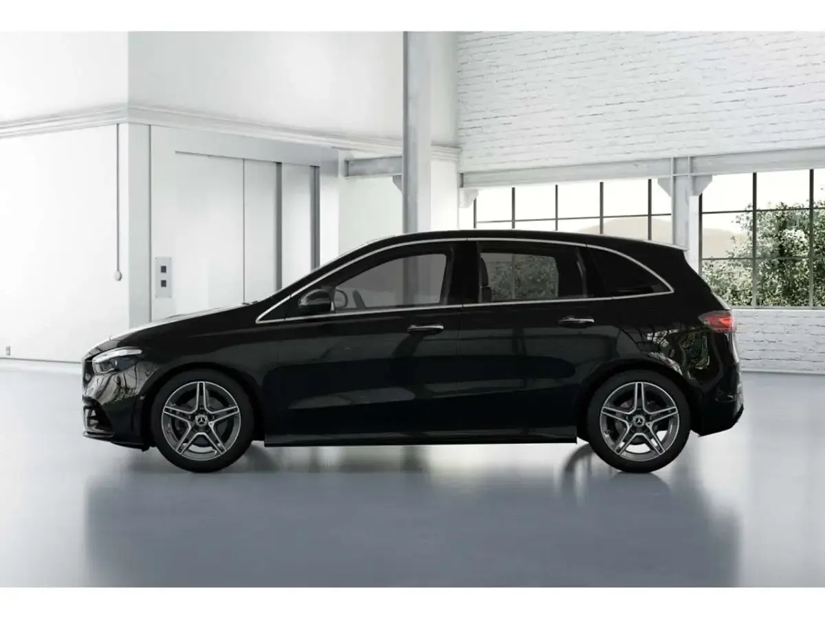 Gebraucht Mercedes B200 AMG 150 PS (110 kW) 2025 Unilack nachtschwarz Kleinwagen