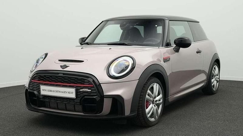 Grau Gebraucht 2024 Mini John Cooper Works Kleinwagen | 37.203 € (Fairer Preis) - Bild 1/4