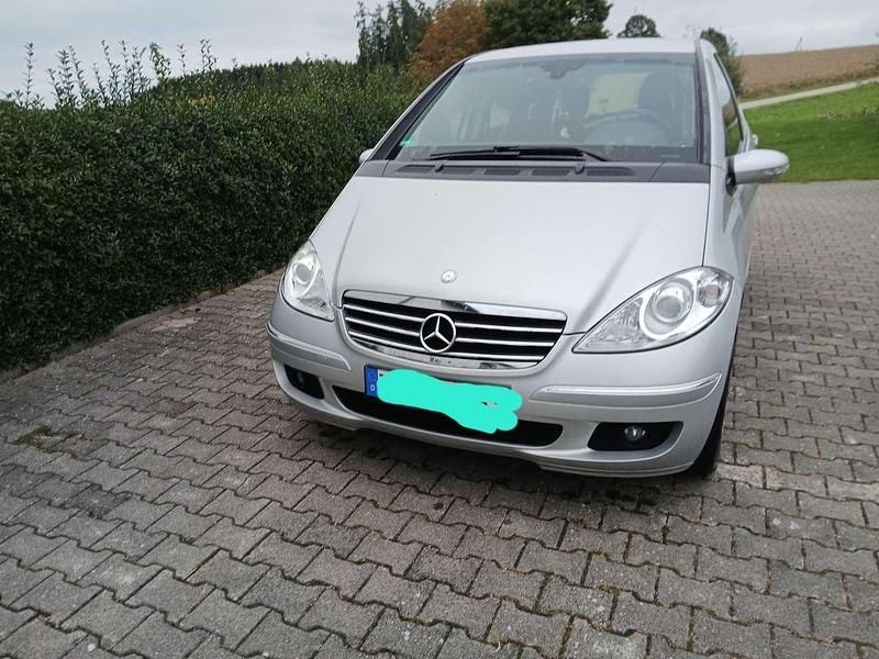 Silber Gebraucht 2007 Mercedes A170 Avantgarde Limousine | 1.800 € (Guter Preis) - Bild 1/4