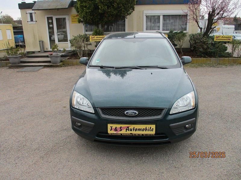 Second-hand Ford Focus Fun X 101 CP (74 kW) 2007 Verde Break