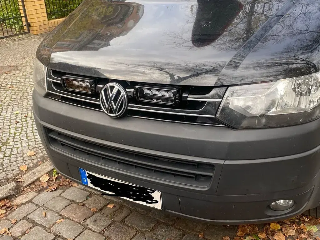 Gebraucht VW Transporter Basis 140 PS (102 kW) 2010 Schwarz Van