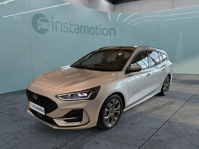 Silber Gebraucht 2023 Ford Focus ST-Line Kombi | 27.199 € (Etwas zu teuer) - Bild 1/4