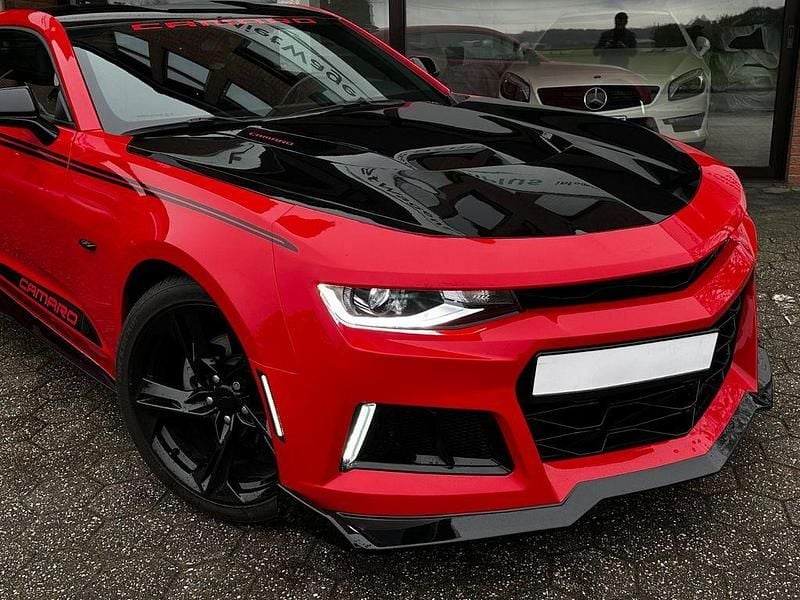 Gebraucht Chevrolet Camaro 275 PS (202 kW) 2023 Rot Coupé