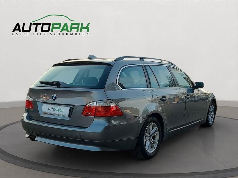 Gebraucht BMW 520 Advantage 163 PS (119 kW) 2008 Grau Kombi