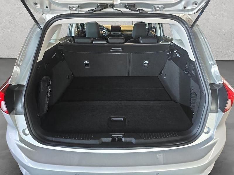 Gebraucht Ford Focus Cool & Connect 125 PS (91 kW) 2022 Silber Kombi