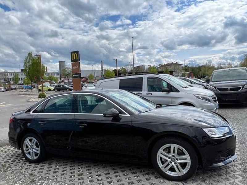 Gebraucht Audi A4 Basis 190 PS (139 kW) 2019 Schwarz Limousine