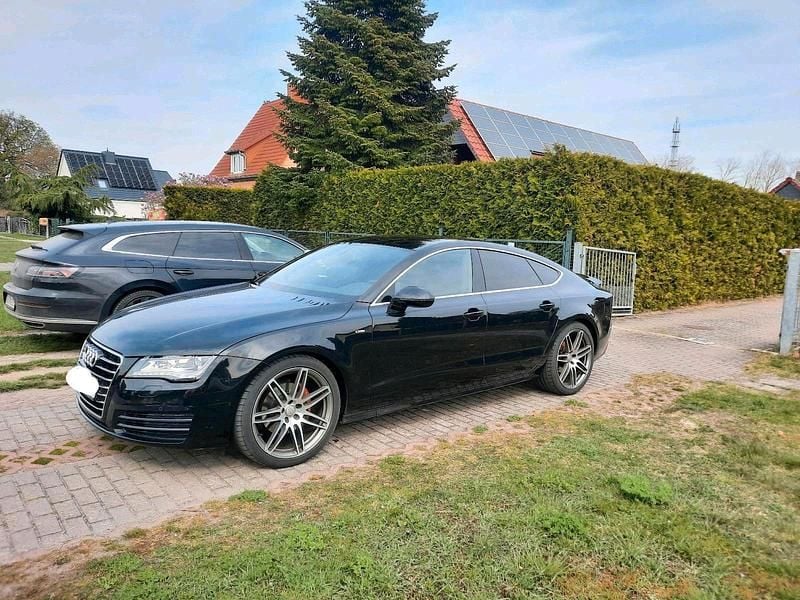 Gebraucht Audi A7 S-Line 204 PS (150 kW) 2012 Schwarz Kleinwagen