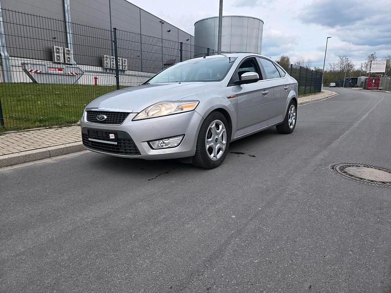 Gebraucht Ford Mondeo 140 PS (102 kW) 2007 Silber Limousine