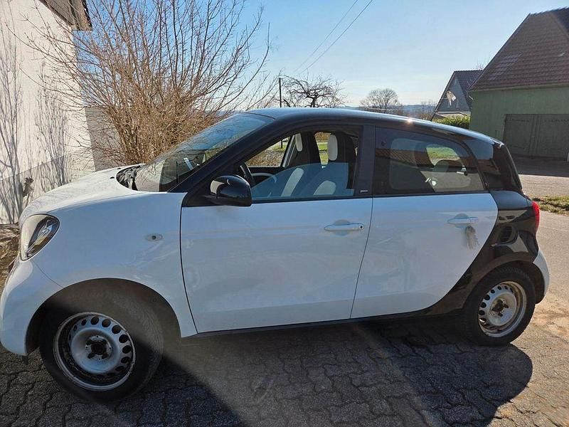 Gebraucht Smart ForFour Passion 71 PS (52 kW) 2014 Weiß Kleinwagen