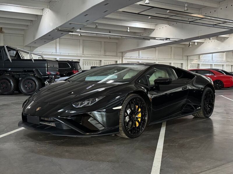 Schwarz Gebraucht 2023 Lamborghini Huracán | 267.999 € - Bild 1/4