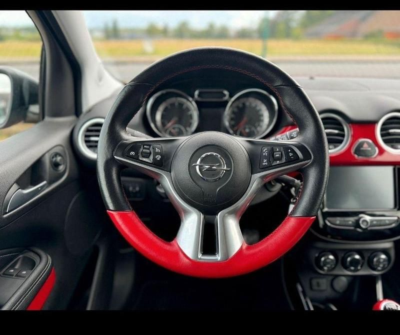 Gebraucht Opel Adam Glam 101 PS (74 kW) 2016 Rot Kleinwagen