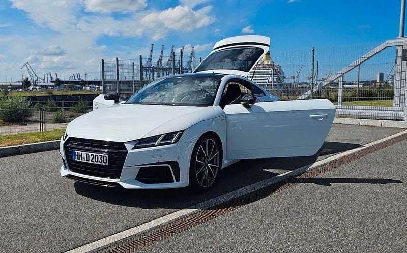 Weiß Gebraucht 2017 Audi TT S-Line Coupé | 25.900 € (Etwas zu teuer) - Bild 1/4