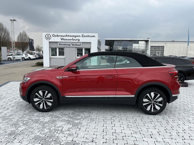Gebraucht VW T-Roc Cabriolet Move 110 PS (80 kW) 2024 Kings red (rot) Cabrio