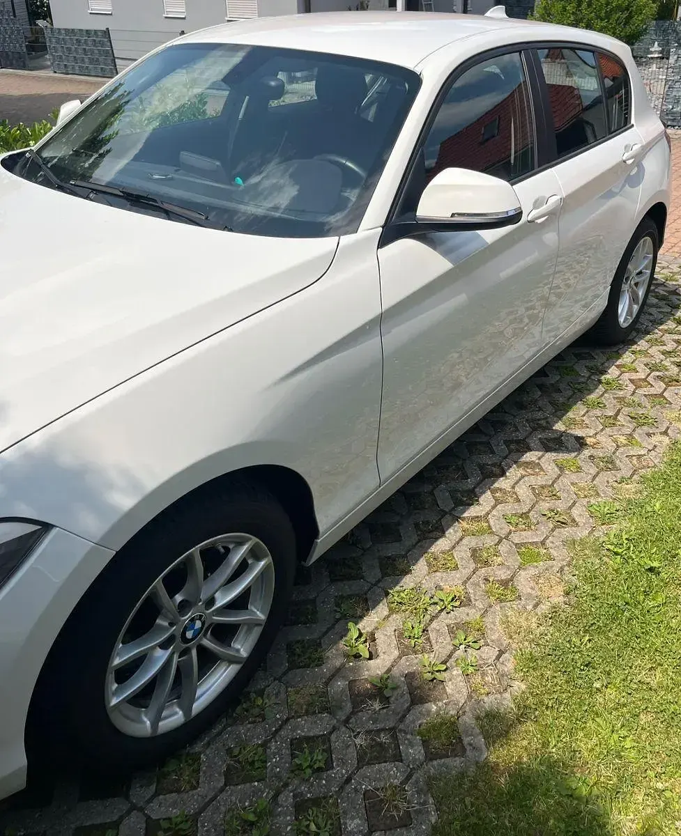 Gebraucht BMW 116 136 PS (100 kW) 2015 Weiß Kleinwagen