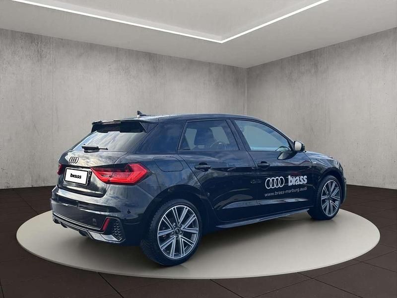 Gebraucht Audi A1 S-Line 116 PS (85 kW) 2024 Mythosschwarz metallic SUV