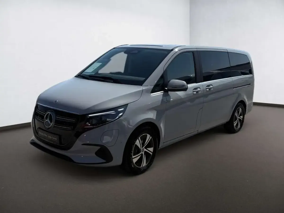 Gebraucht Mercedes EQV300 Avantgarde 150 kW (204 PS) 2025 Alpingrau Van / Kleinbus