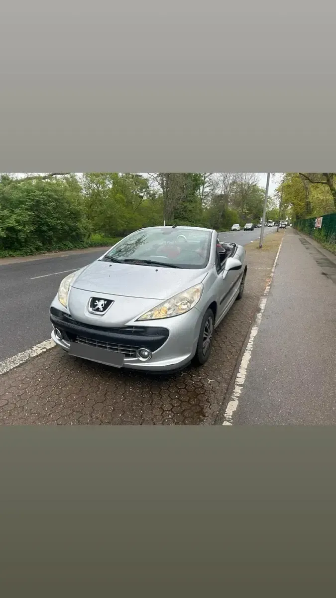 Gebraucht Peugeot 207 CC 120 PS (88 kW) 2007 Silber Cabrio