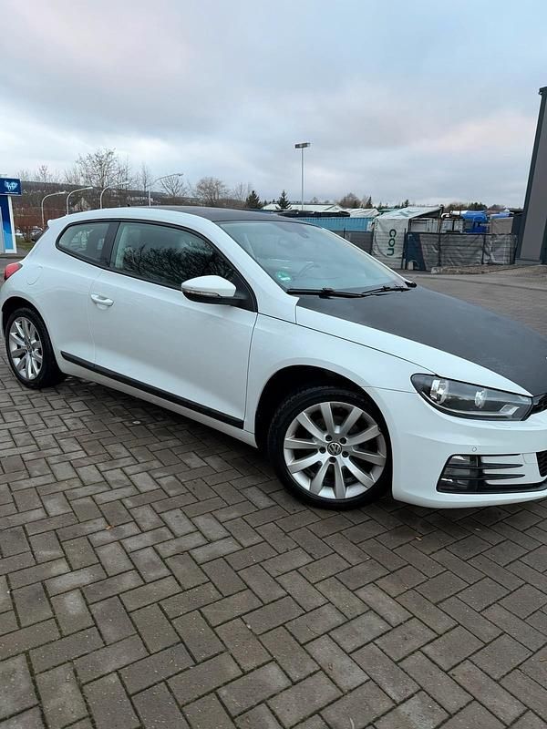 Gebraucht VW Scirocco 125 PS (91 kW) 2014 Weiß Coupé