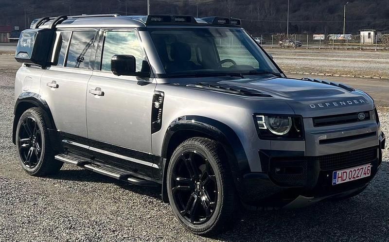 Grau Gebraucht 2020 Land Rover Defender HSE Dynamic SUV | 51.999 € - Bild 1/4