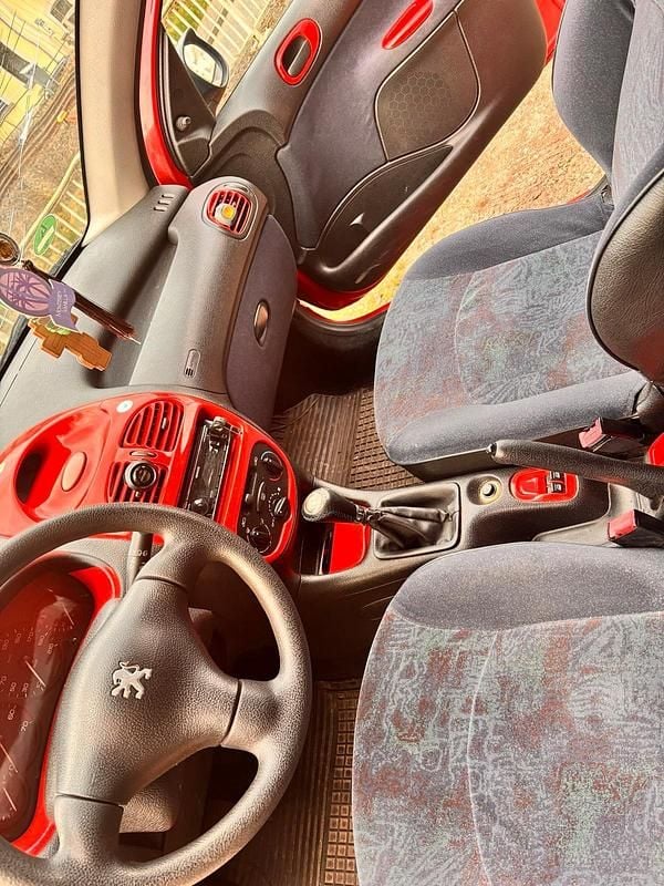 Gebraucht Peugeot 206 60 PS (44 kW) 1998 Rot Kleinwagen