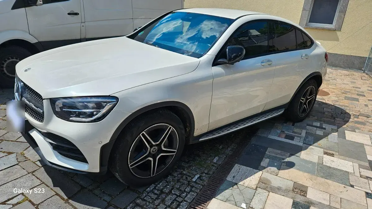 Gebraucht Mercedes GLC400d 330 PS (242 kW) 2022 Weiß SUV
