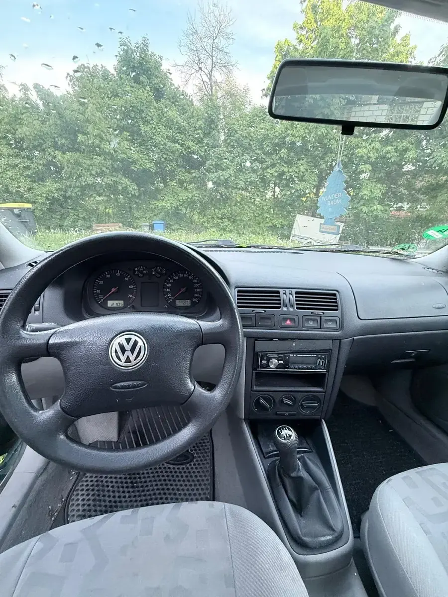 Brugt VW Bora 101 HK (74 kW) 1999 Grøn Sedan