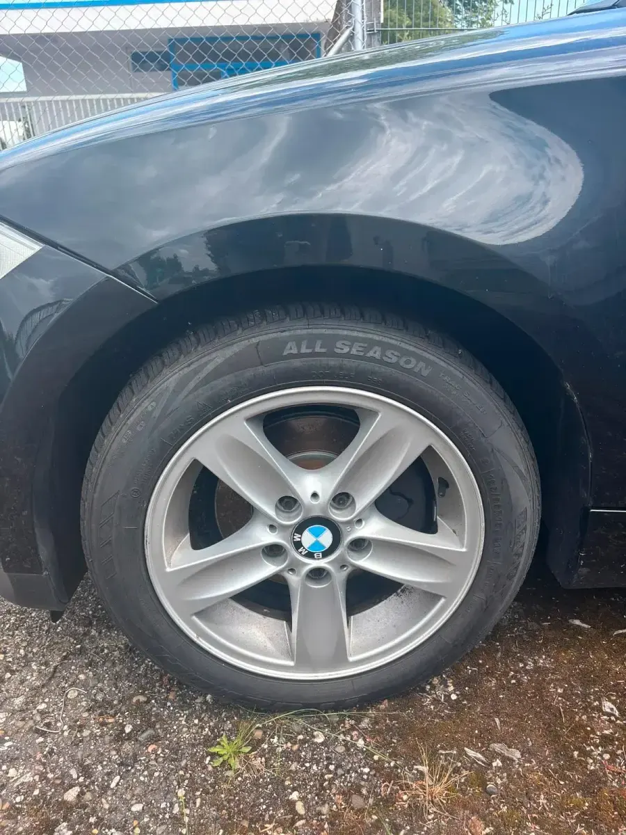 Gebraucht BMW 118 130 PS (95 kW) 2005 Schwarz Kleinwagen