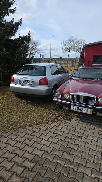 Gebraucht Audi A3 Ambiente 101 PS (74 kW) 1999 Silber Kleinwagen