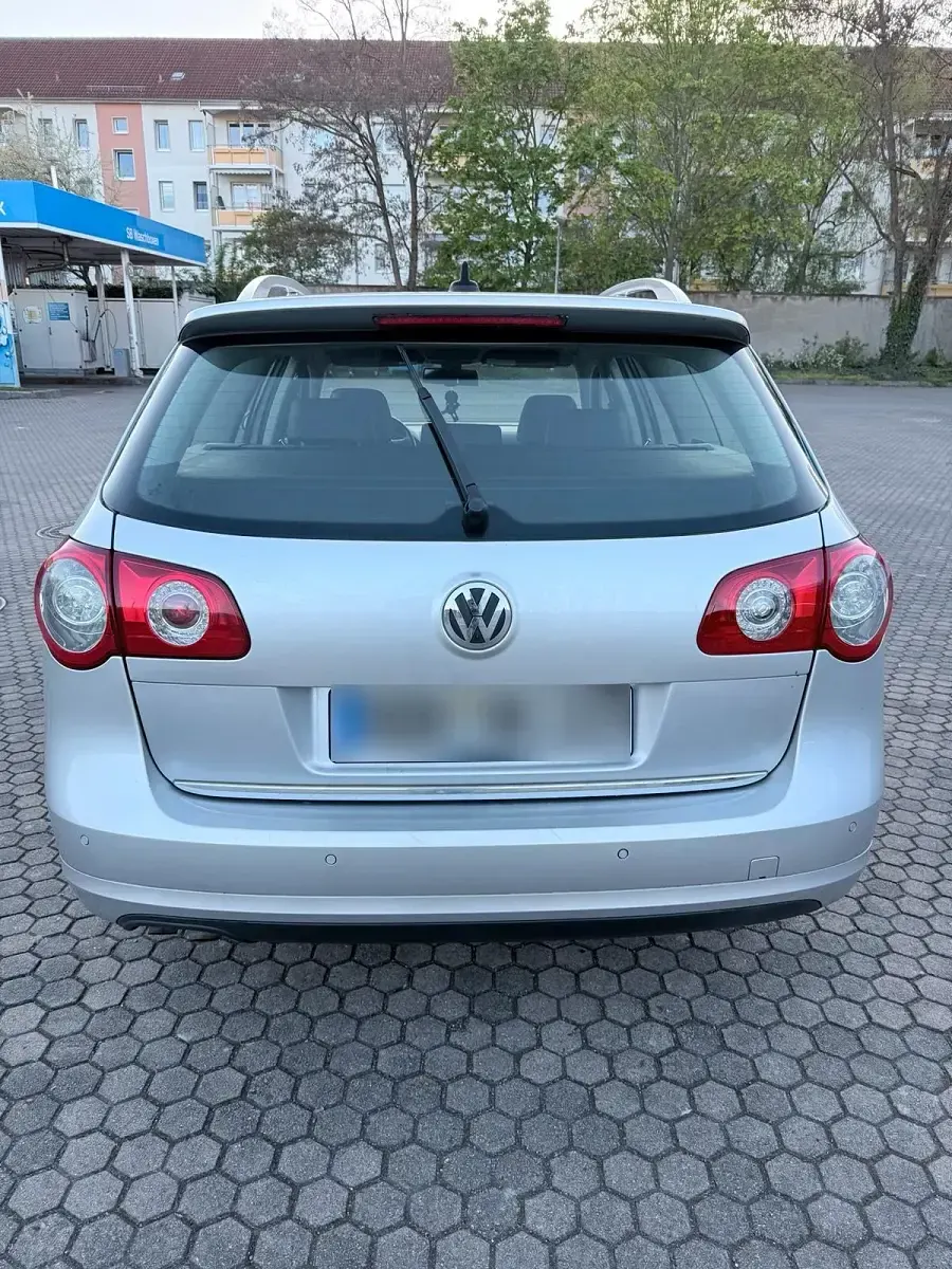 Gebraucht VW Passat R-line 140 PS (102 kW) 2009 Silber Kombi