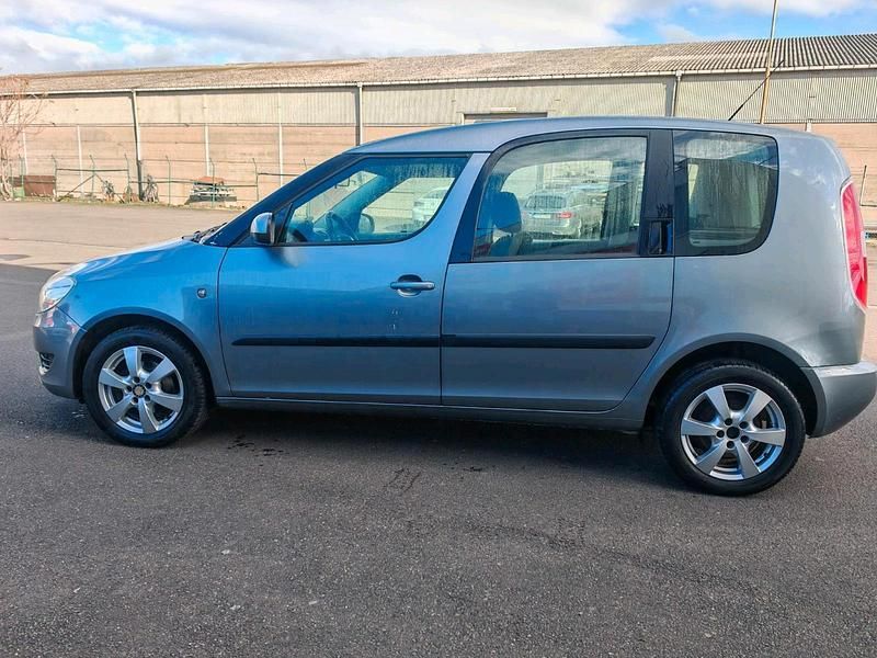 Gebraucht Skoda Roomster 86 PS (63 kW) 2011 Grau Van / Kleinbus