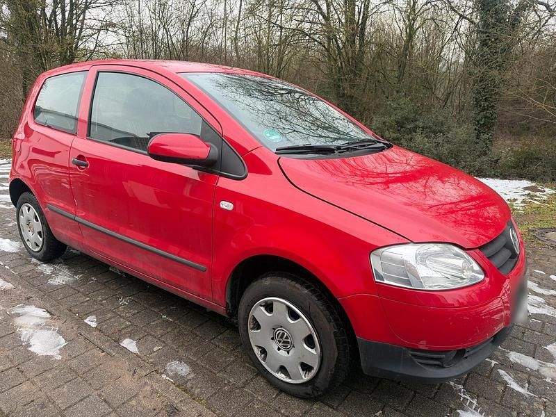 Gebraucht VW Fox 55 PS (40 kW) 2006 Rot Kleinwagen