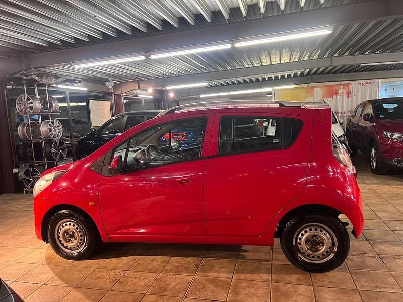 Gebraucht Chevrolet Spark LS 82 PS (60 kW) 2011 Rot Kleinwagen