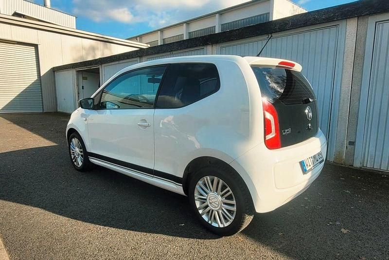 Second-hand VW up! Cup 60 CP (44 kW) 2015 Alb Hatchback