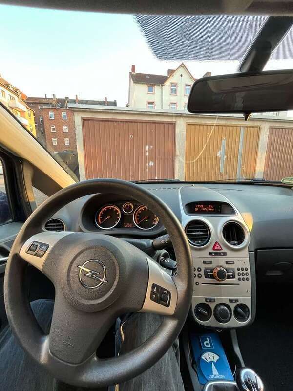 Blau Gebraucht 2008 Opel Corsa Innovation Limousine | 2.300 € (Fairer Preis) - Bild 1/4