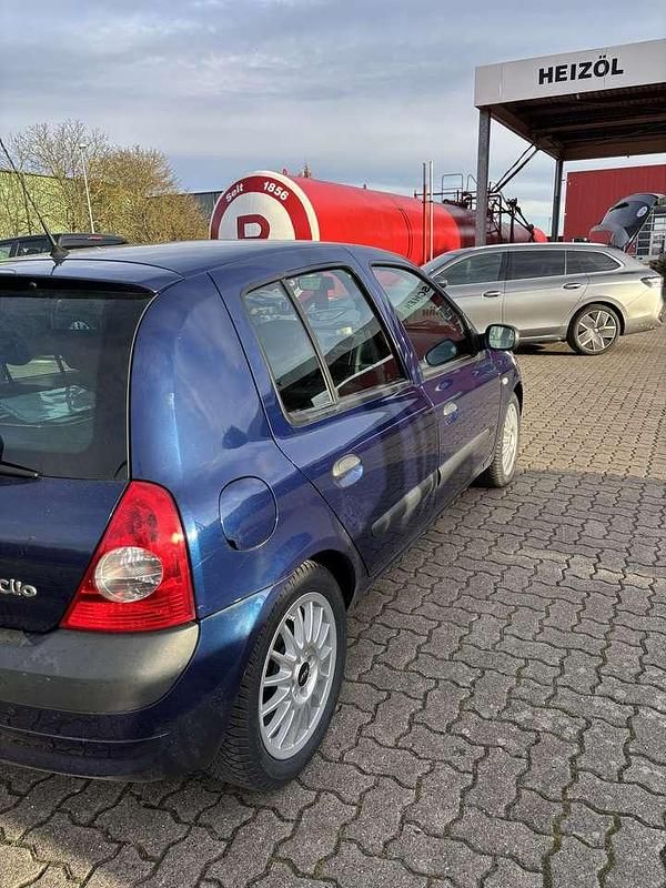 Gebraucht Renault Clio II Authentique 75 PS (55 kW) 2004 Blau Limousine