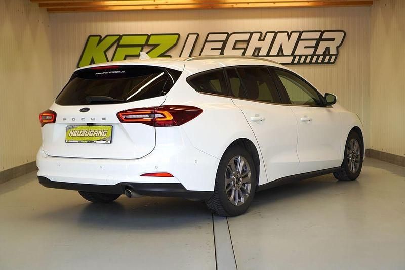 Gebraucht Ford Focus 116 PS (85 kW) 2024 Weiß Limousine