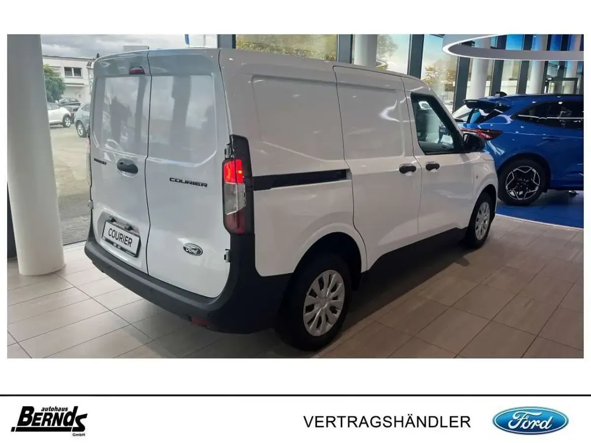 Neu Ford Transit Courier Trend 101 PS (74 kW) 2025 Frozen white Van