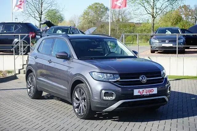 Używany VW T-Cross Active 95 KM (69 kW) 2022 Szary SUV