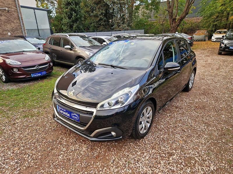 Schwarz Gebraucht 2019 Peugeot 208 Kleinwagen | 7.999 € (Fairer Preis) - Bild 1/4